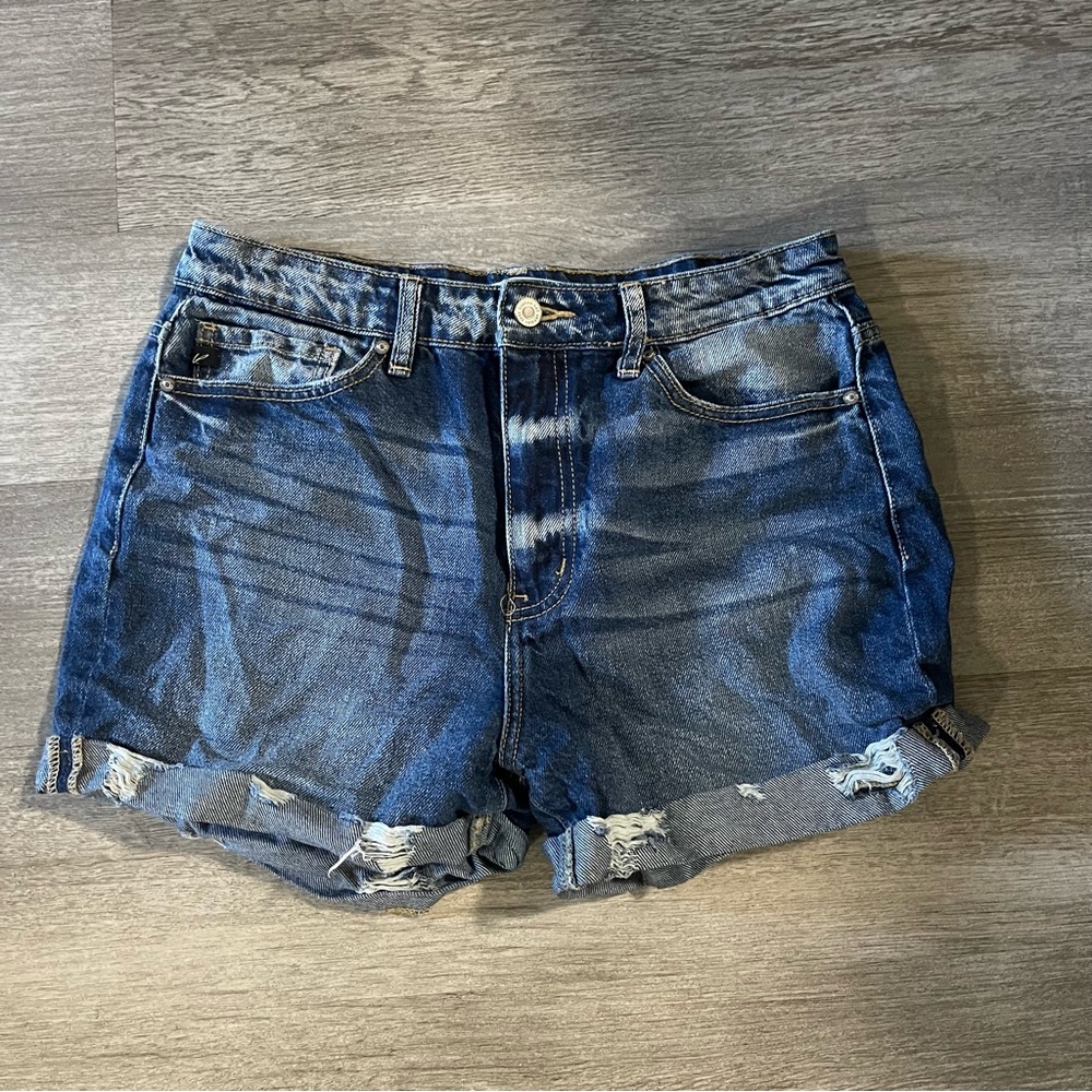 KanCan shorts